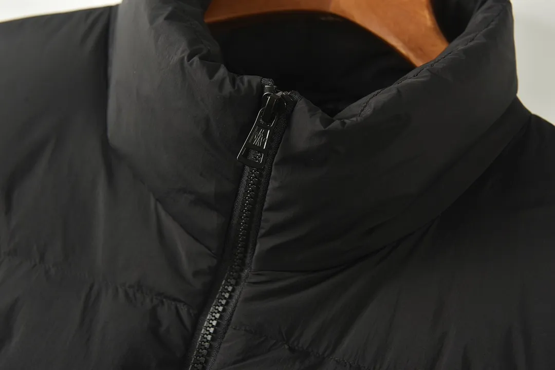 【MONCLER 公式旗艦店】モンクレール  ダウンジャケット好評に付き再入荷！ 271017