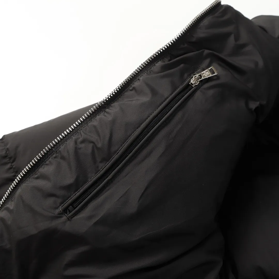【MONCLER 公式旗艦店】モンクレール  ダウンジャケット好評に付き再入荷！ 271017