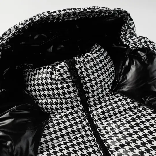 【Moncler】✖️【Fragment Design】23FW ダウンジャケット 241016