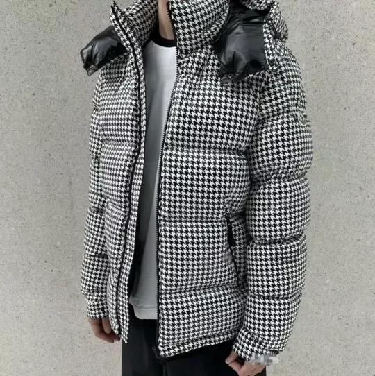 【Moncler】✖️【Fragment Design】23FW ダウンジャケット 241016