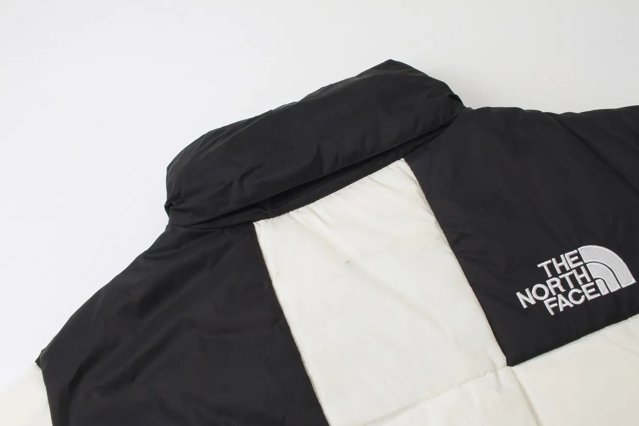 【The North Face 公式旗艦店】ザノースフェイス ダウンジャケット ご好評に付き再入荷！241225