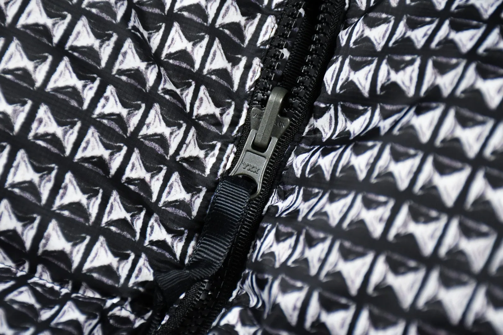 【The North Face 公式 旗艦店】ザノースフェイス ダウンジャケット ご好評に付き再入荷！241022