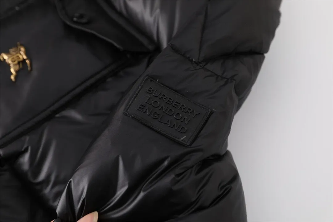 【BURBERRY  公式旗艦店】バーバリー   ダウンジャケット ご好評に付き再入荷！241226