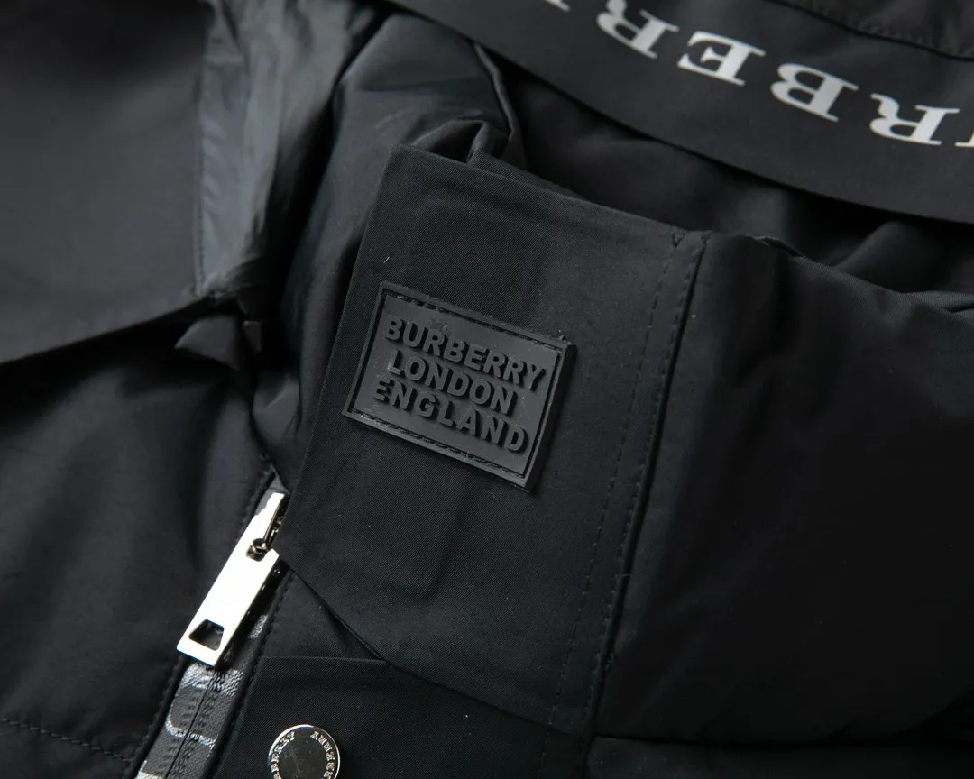 【BURBERRY  公式旗艦店】バーバリー  ダウンジャケット ご好評に付き再入荷！241226