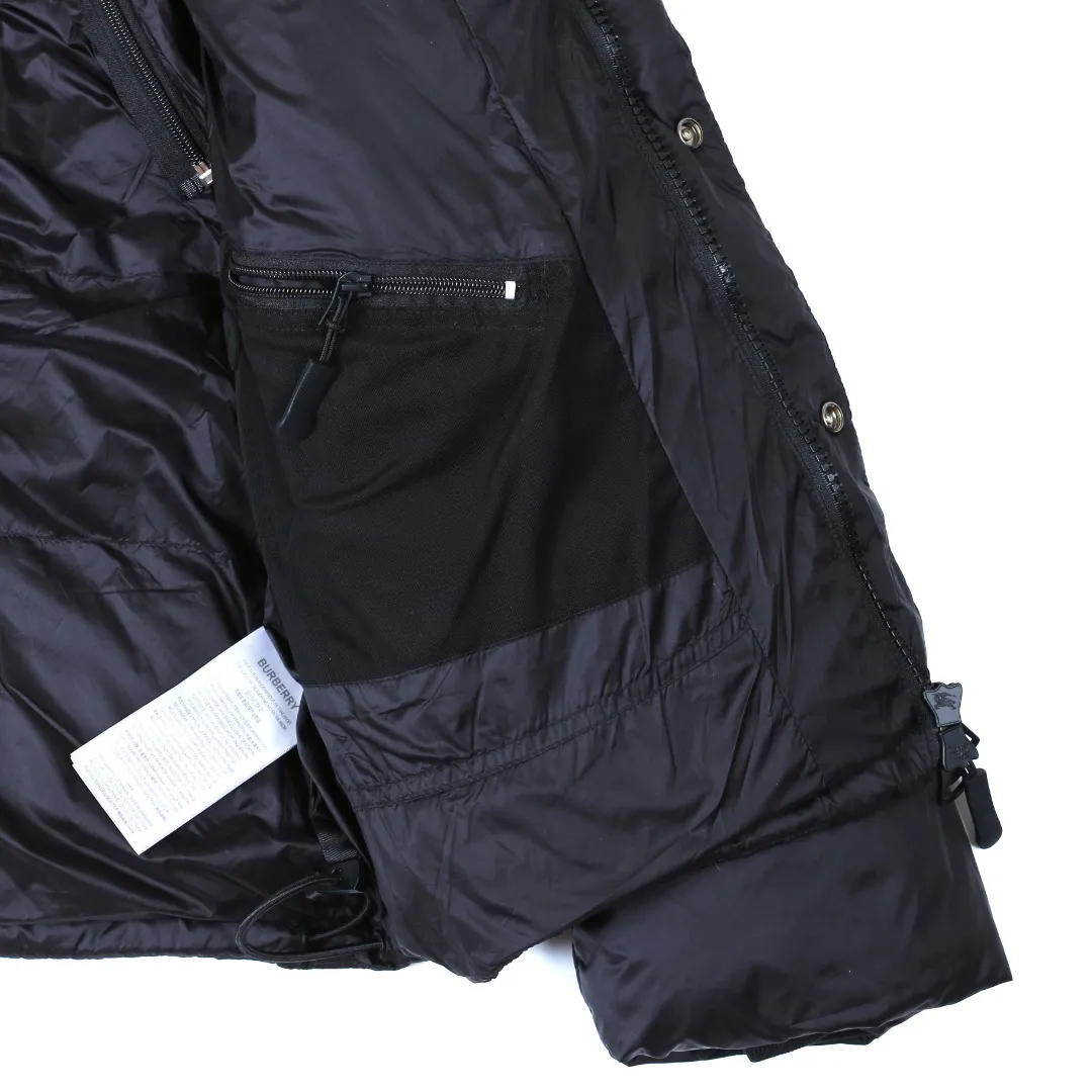 【BURBERRY  公式旗艦店】バーバリー  ダウンジャケット ご好評に付き再入荷！241226