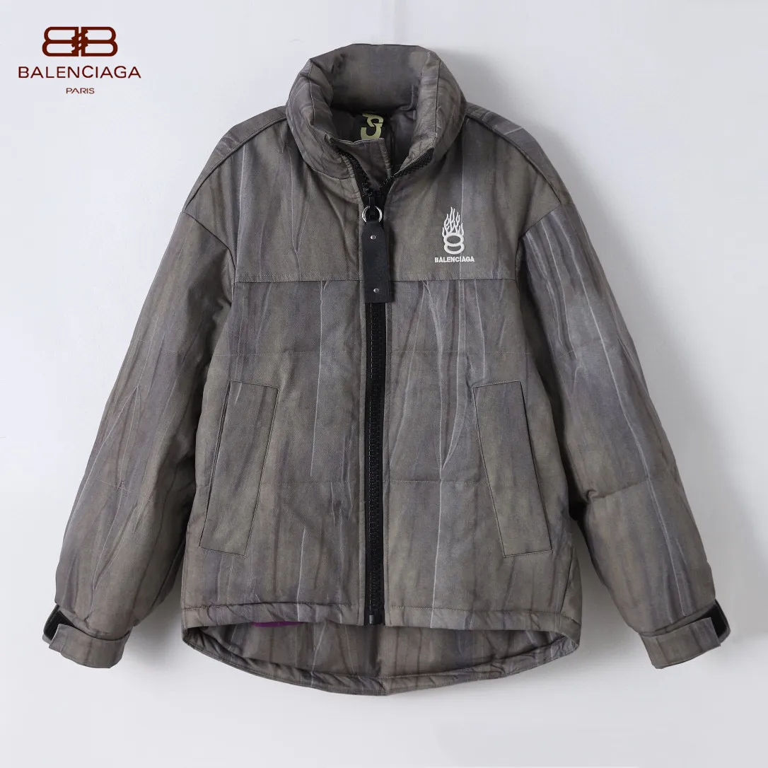 【BALENCIAGA   公式旗艦店】バレンシアガ   ダウンジャケット ご好評に付き再入荷！  241214