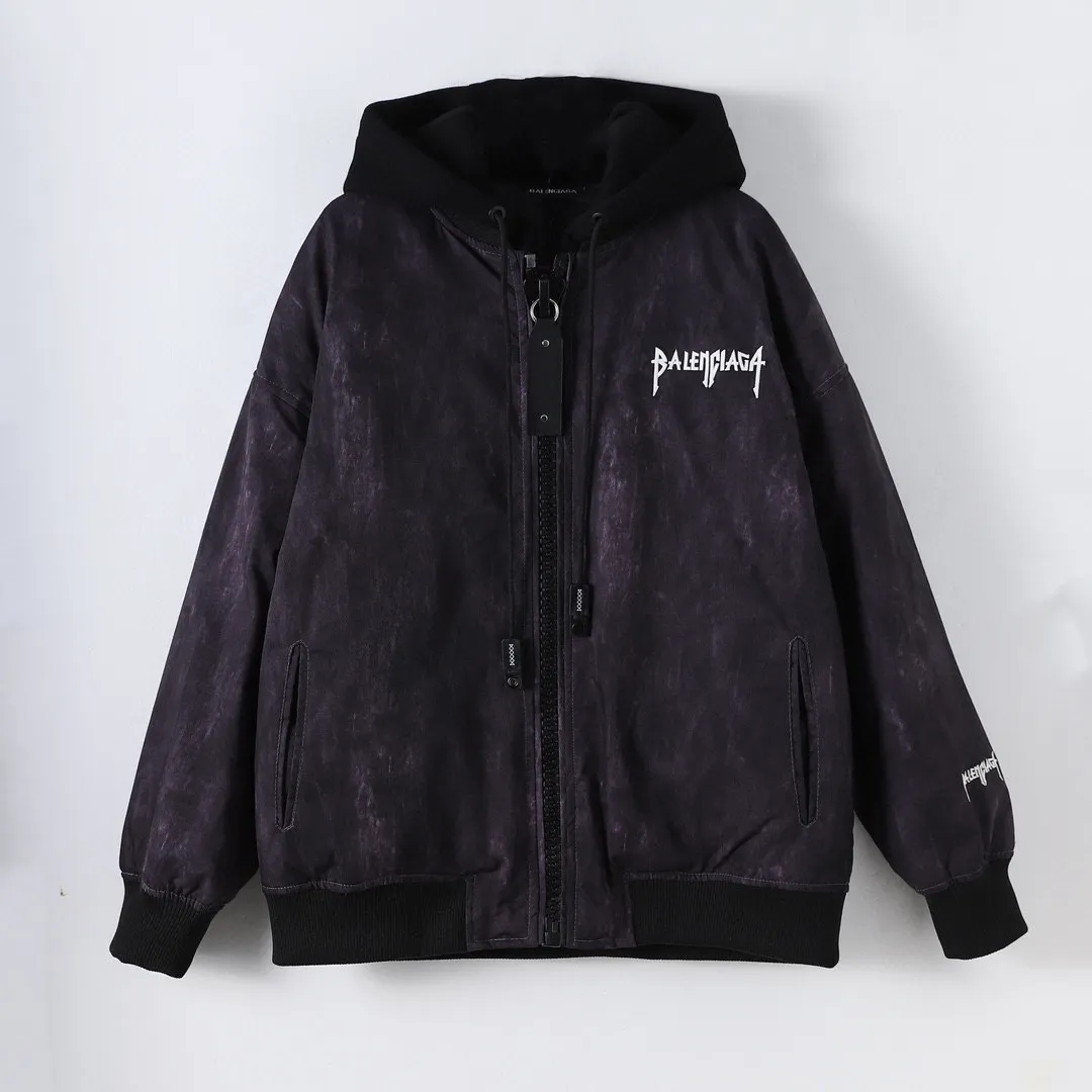 【BALENCIAGA   公式旗艦店】バレンシアガ   ダウンジャケット ご好評に付き再入荷！ 241214
