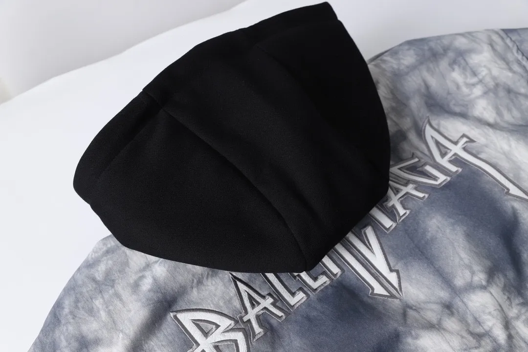 【BALENCIAGA   公式旗艦店】バレンシアガ   ダウンジャケット ご好評に付き再入荷！ 241214