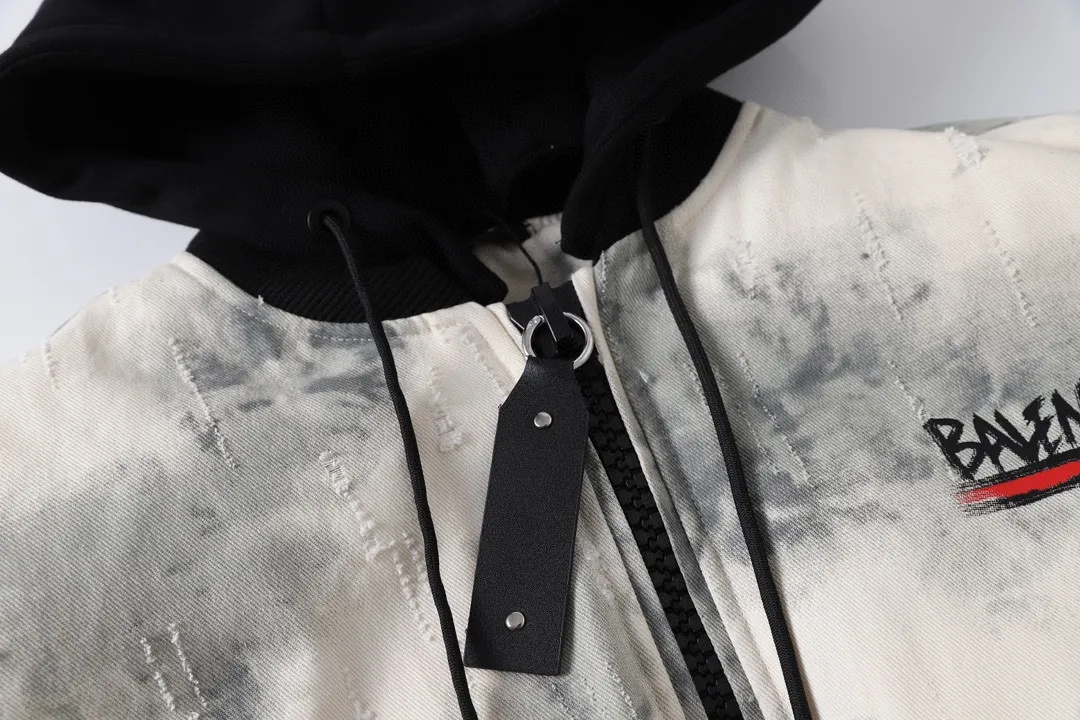 【BALENCIAGA   公式旗艦店】バレンシアガ   ダウンジャケット ご好評に付き再入荷！ 241214