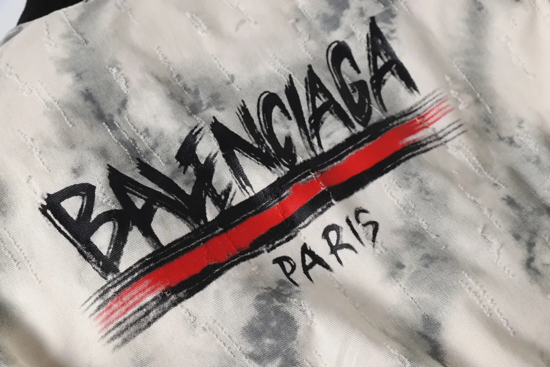 【BALENCIAGA   公式旗艦店】バレンシアガ   ダウンジャケット ご好評に付き再入荷！ 241214
