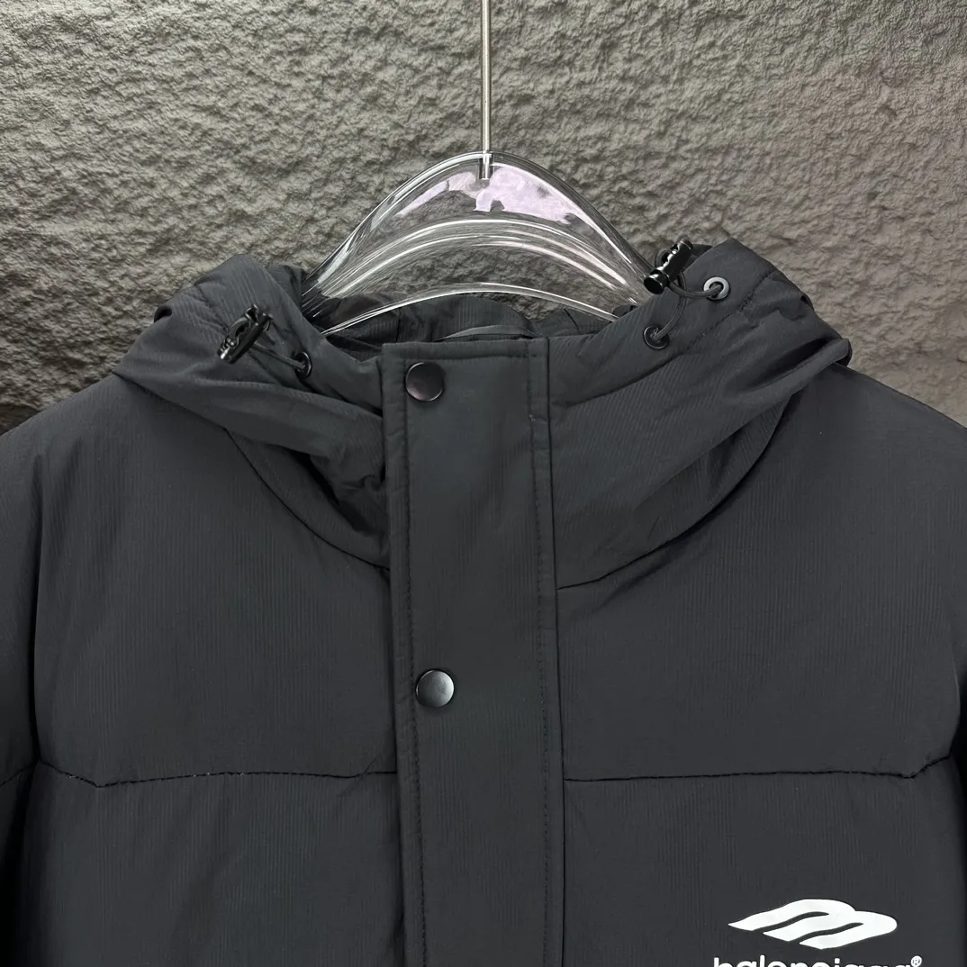【BALENCIAGA   公式旗艦店】バレンシアガ   ダウンジャケット ご好評に付き再入荷！  241205