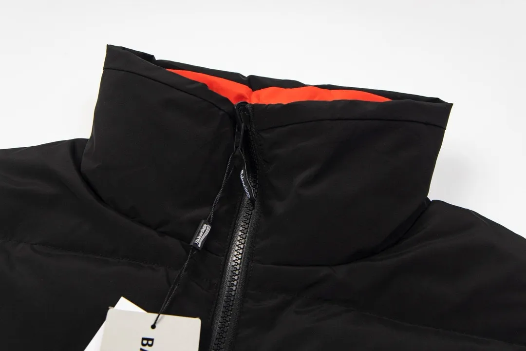 【BALENCIAGA  公式旗艦店】バレンシアガ  リバーシブル  ダウンジャケット ご好評に付き再入荷！241024