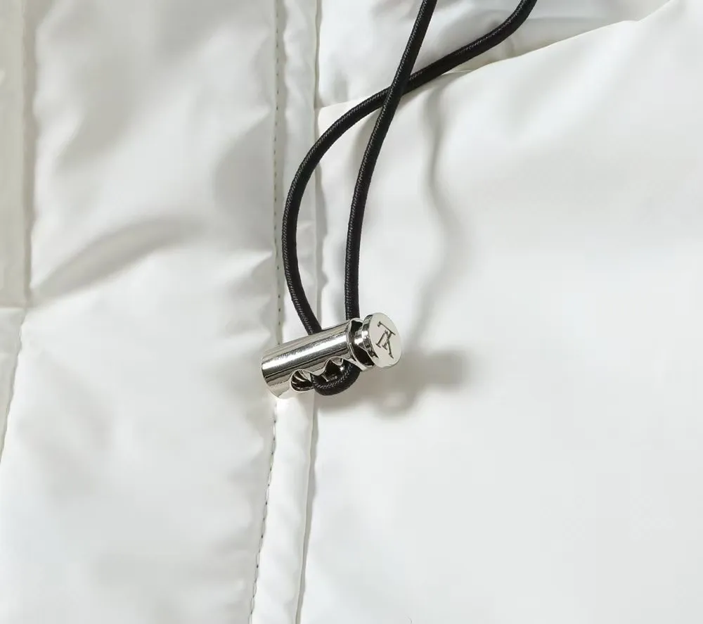 【LOUIS VUITTON  公式旗艦店】ルイヴィトン ダウンジャケット好評に付き再入荷！ 241213