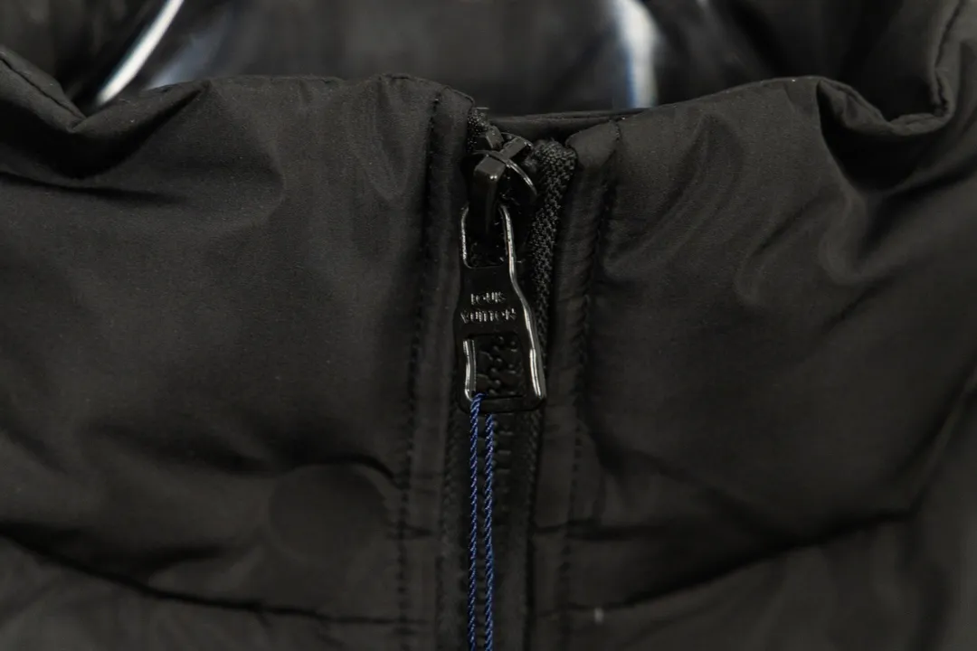 【LOUIS VUITTON  公式旗艦店】ルイヴィトン ダウンジャケット好評に付き再入荷！ 241213