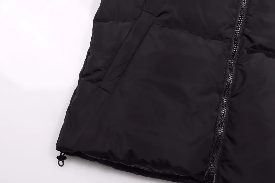 【LOUIS VUITTON  公式旗艦店】ルイヴィトン ダウンジャケット好評に付き再入荷！241112