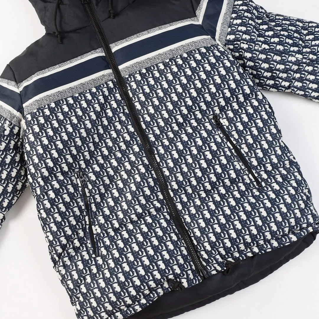 【DIOR  公式旗艦店】ディオール  ダウンジャケット ご好評に付き再入荷！241022