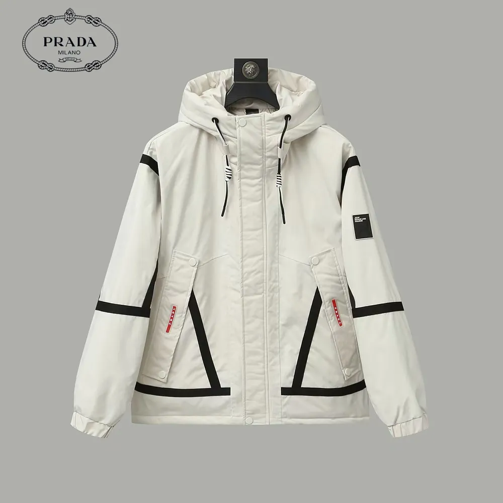 【PRADA  公式旗艦店】プラダ  ダウンジャケット 好評に付き再入荷！ 241102