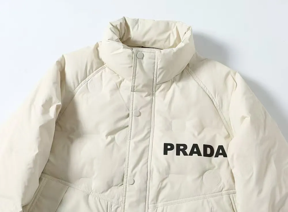 【PRADA  公式旗艦店】プラダ  ダウンジャケット 好評に付き再入荷！ 241102