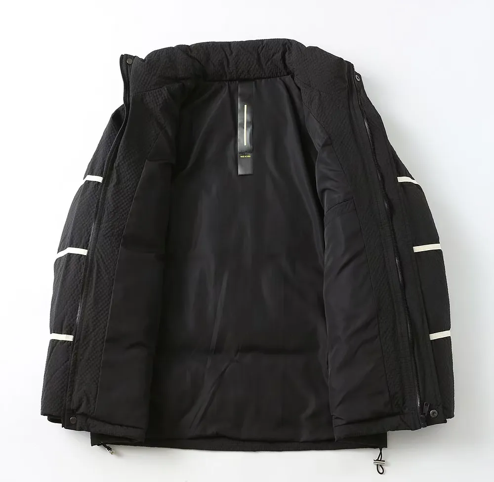 【PRADA  公式旗艦店】プラダ  ダウンジャケット 好評に付き再入荷！ 241102