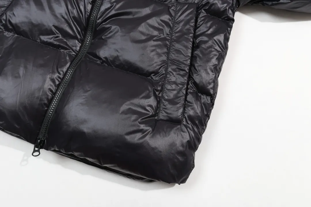 【Canada Goose  公式旗艦店】 カナダグース  ダウンジャケット ご好評に付き再入荷！241227
