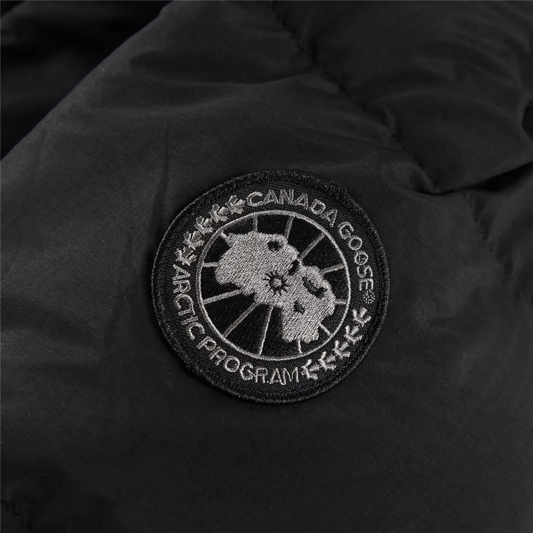【Canada Goose  公式旗艦店】 カナダグース  ダウンジャケット ご好評に付き再入荷！241024