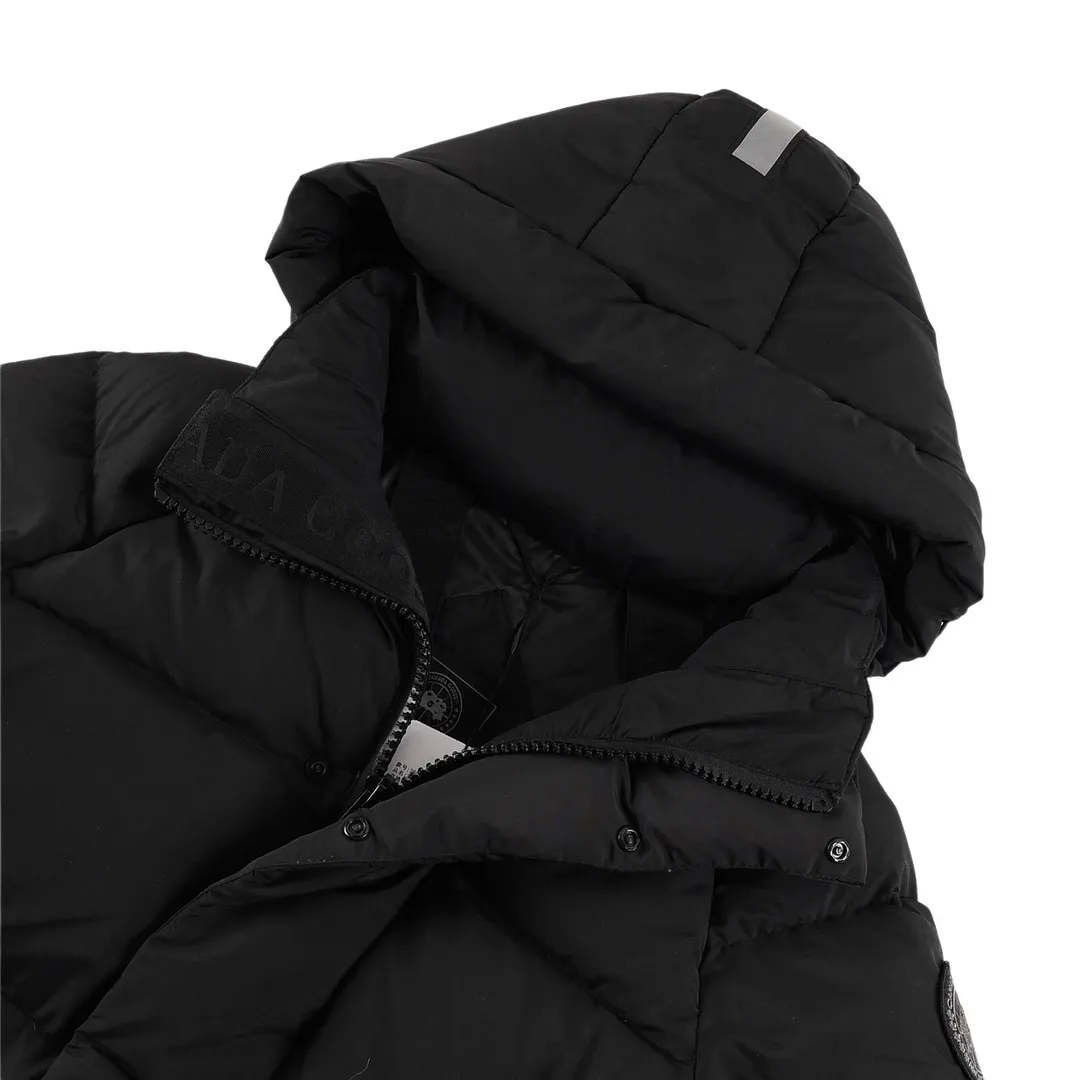 【Canada Goose  公式旗艦店】 カナダグース  ダウンジャケット ご好評に付き再入荷！241024