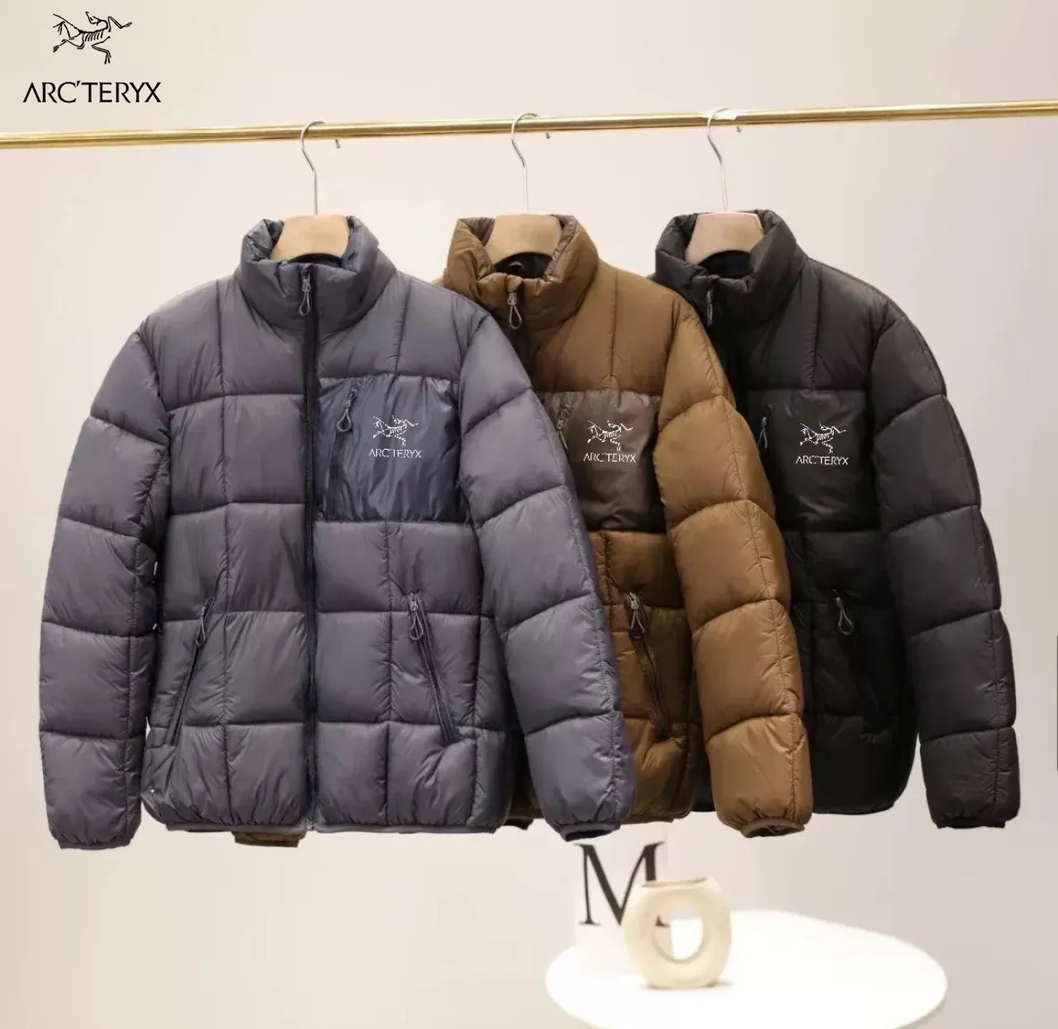 【ARCTERYX   公式旗艦店】 アークテリクス  ダウンジャケット ご好評に付き再入荷！  241228