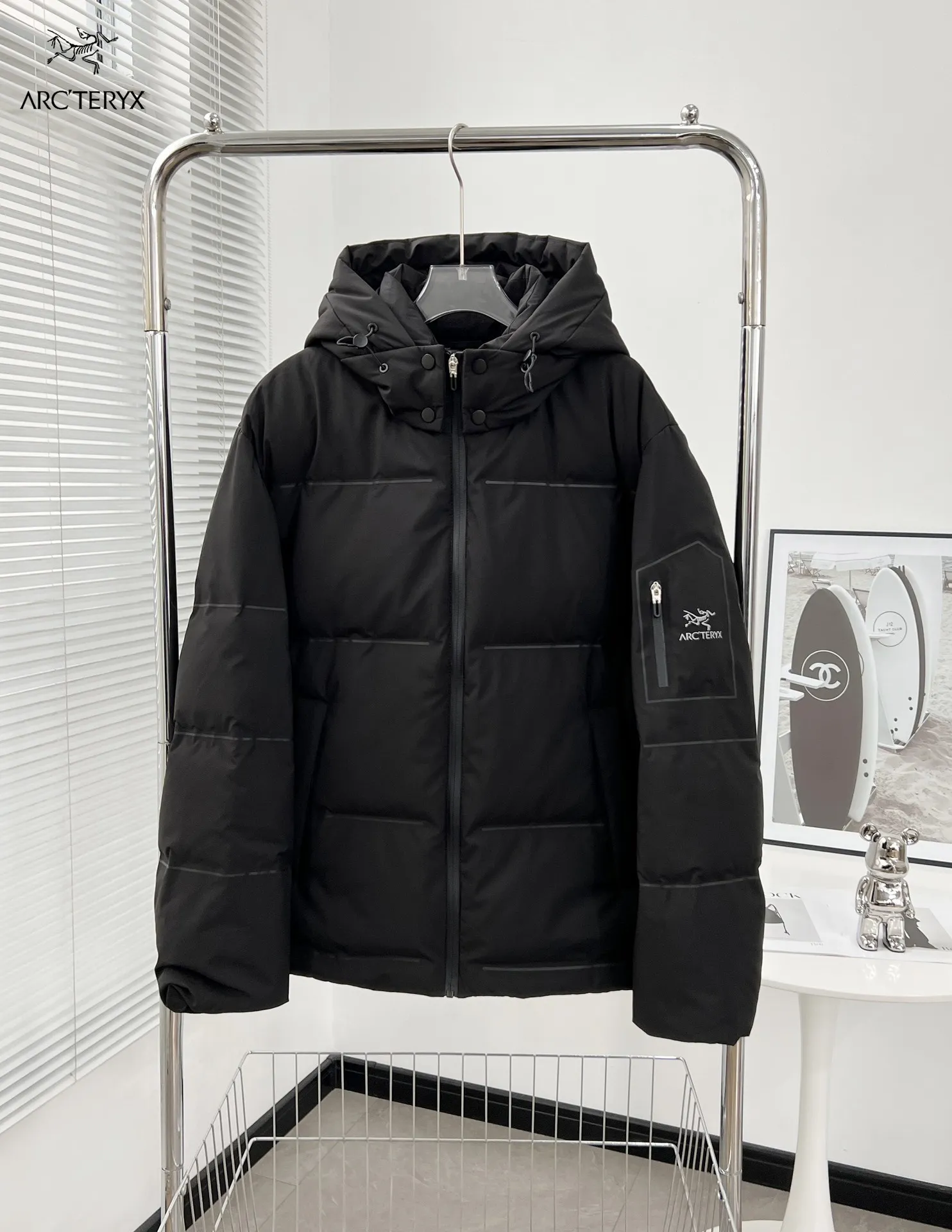 【ARCTERYX   公式旗艦店】 アークテリクス  ダウンジャケット ご好評に付き再入荷！  241228