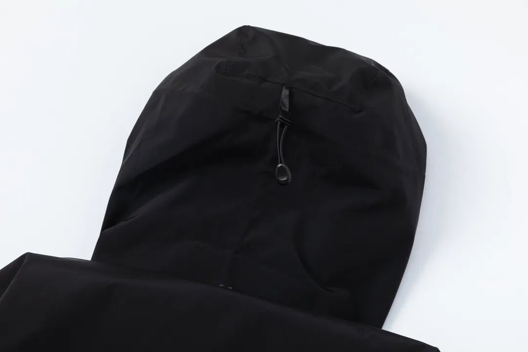 【ARCTERYX   公式旗艦店】 アークテリクス  ダウンジャケット ご好評に付き再入荷！  241205