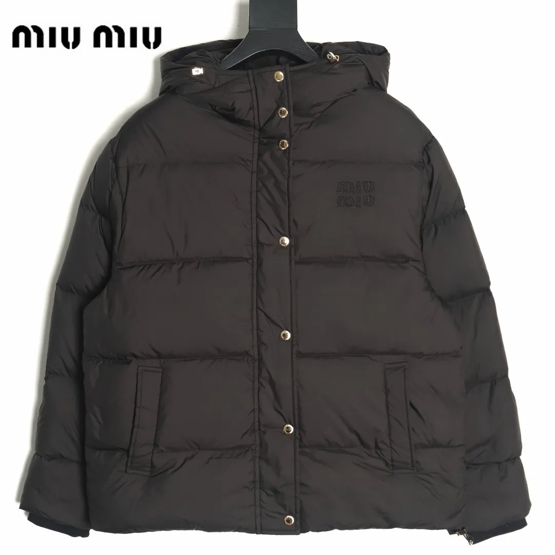 【Miumiu  公式旗艦店】ミュウミュウ ダウンジャケット ご好評に付き再入荷！241206
