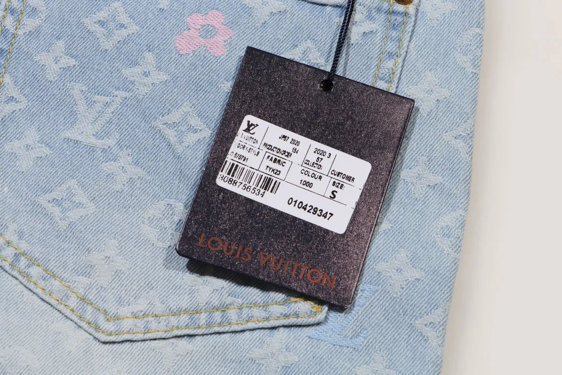 【LOUIS VUITTON  公式旗艦店】ルイヴィトン  ジーパン  ご好評に付き再入荷  240830