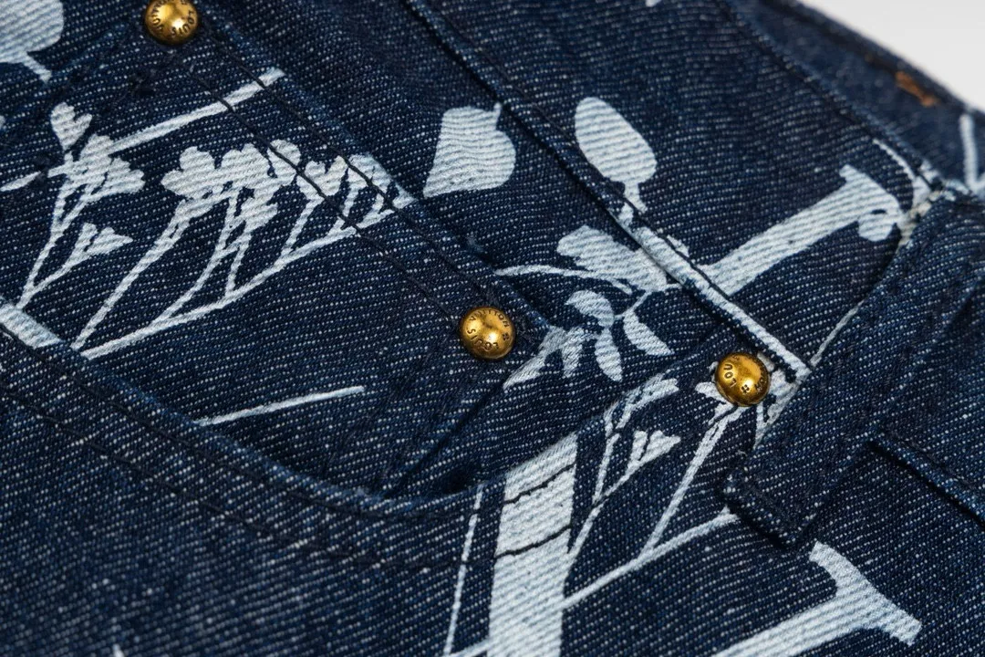 【LOUIS VUITTON  公式旗艦店】ルイヴィトン  ジーパン  ご好評に付き再入荷  240830