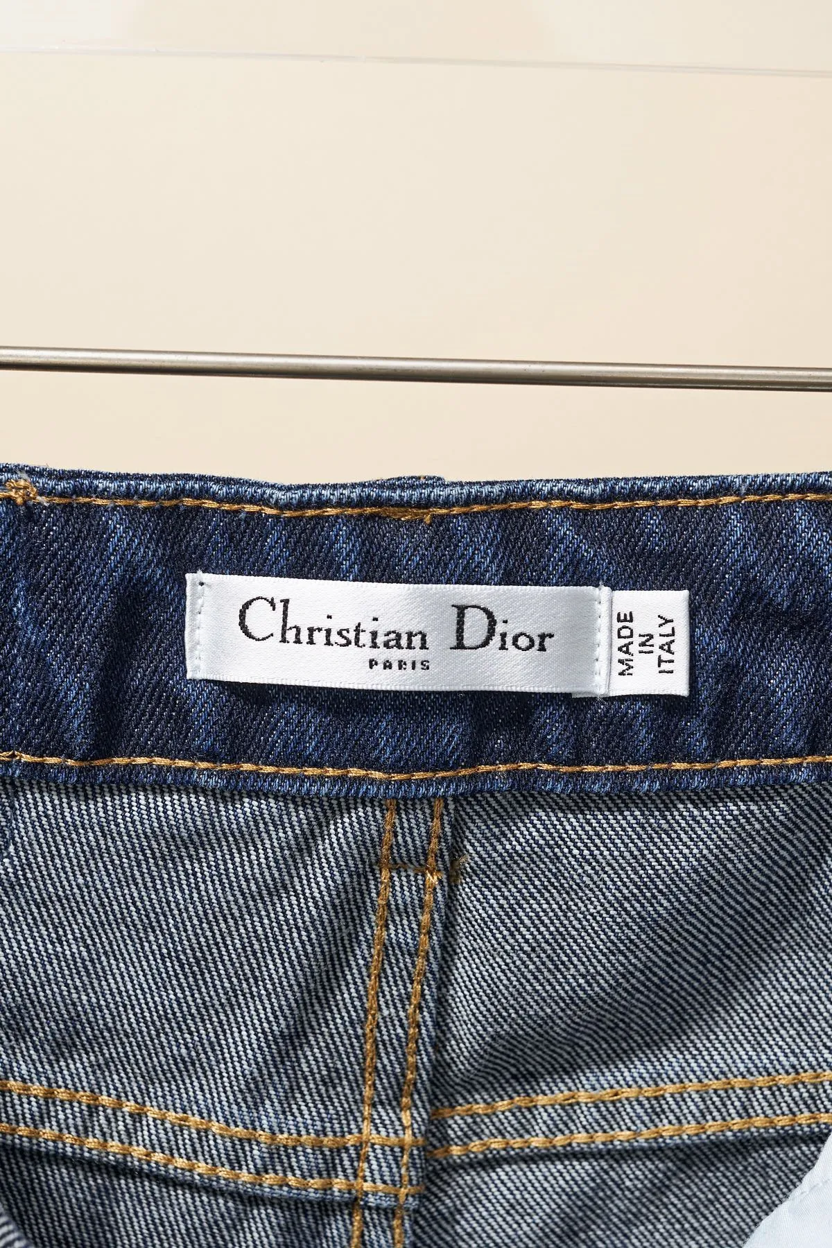 【DIOR 公式旗艦店】ディオール  ジーパン  ご好評に付き再入荷！ 241218
