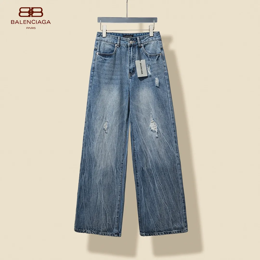 【BALENCIAGA   公式旗艦店】 バレンシアガ  ジーパン  ご好評に付き再入荷！ 241219