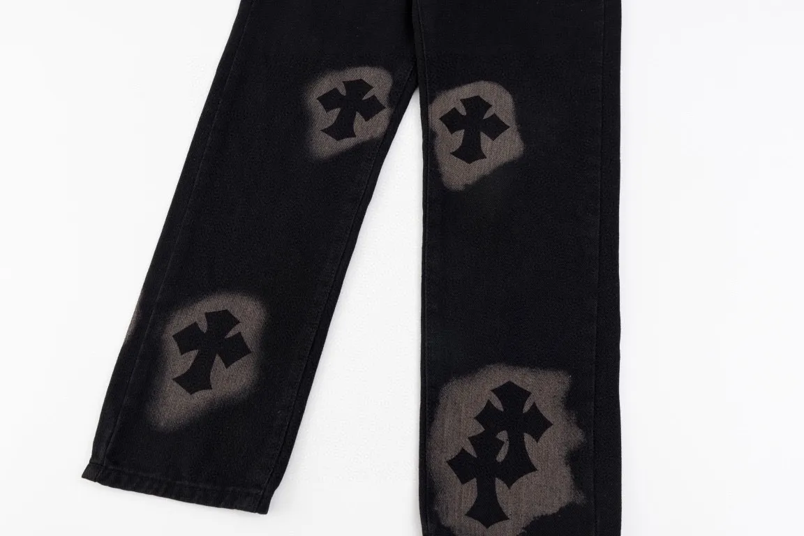 【CHROME HEARTS  公式旗艦店】クロムハーツ  ジーパン  ご好評に付き再入荷  240830