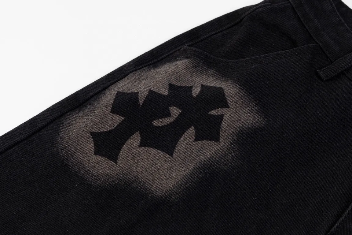 【CHROME HEARTS  公式旗艦店】クロムハーツ  ジーパン  ご好評に付き再入荷  240830