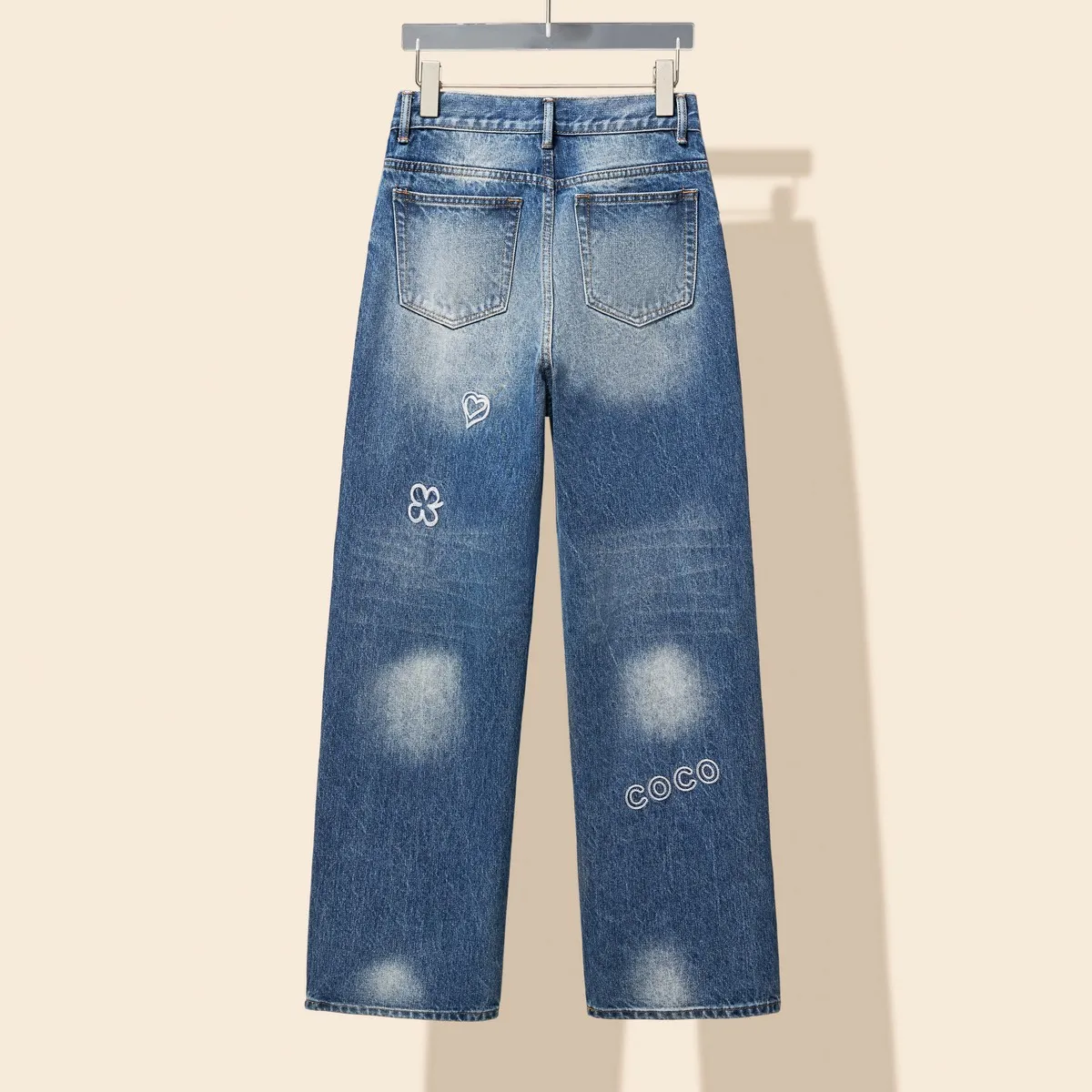 【CHANEL  公式旗艦店】シャネル    ジーパン  ご好評に付き再入荷！ 241220
