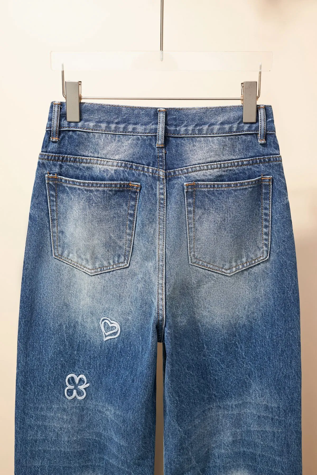 【CHANEL  公式旗艦店】シャネル    ジーパン  ご好評に付き再入荷！ 241220