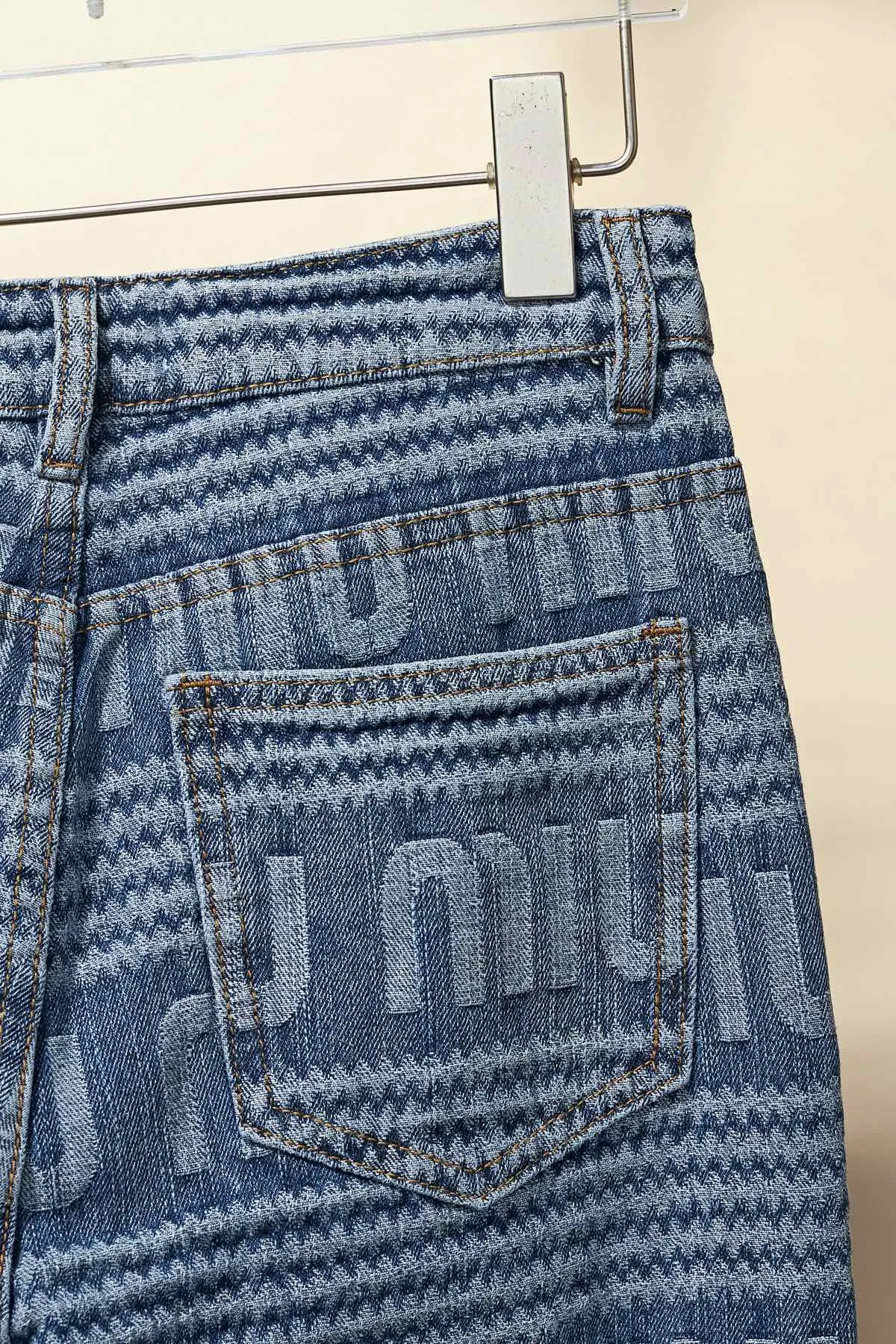【Miumiu  公式旗艦店】ミュウミュウ  ジーパン  ご好評に付き再入荷！ 241219