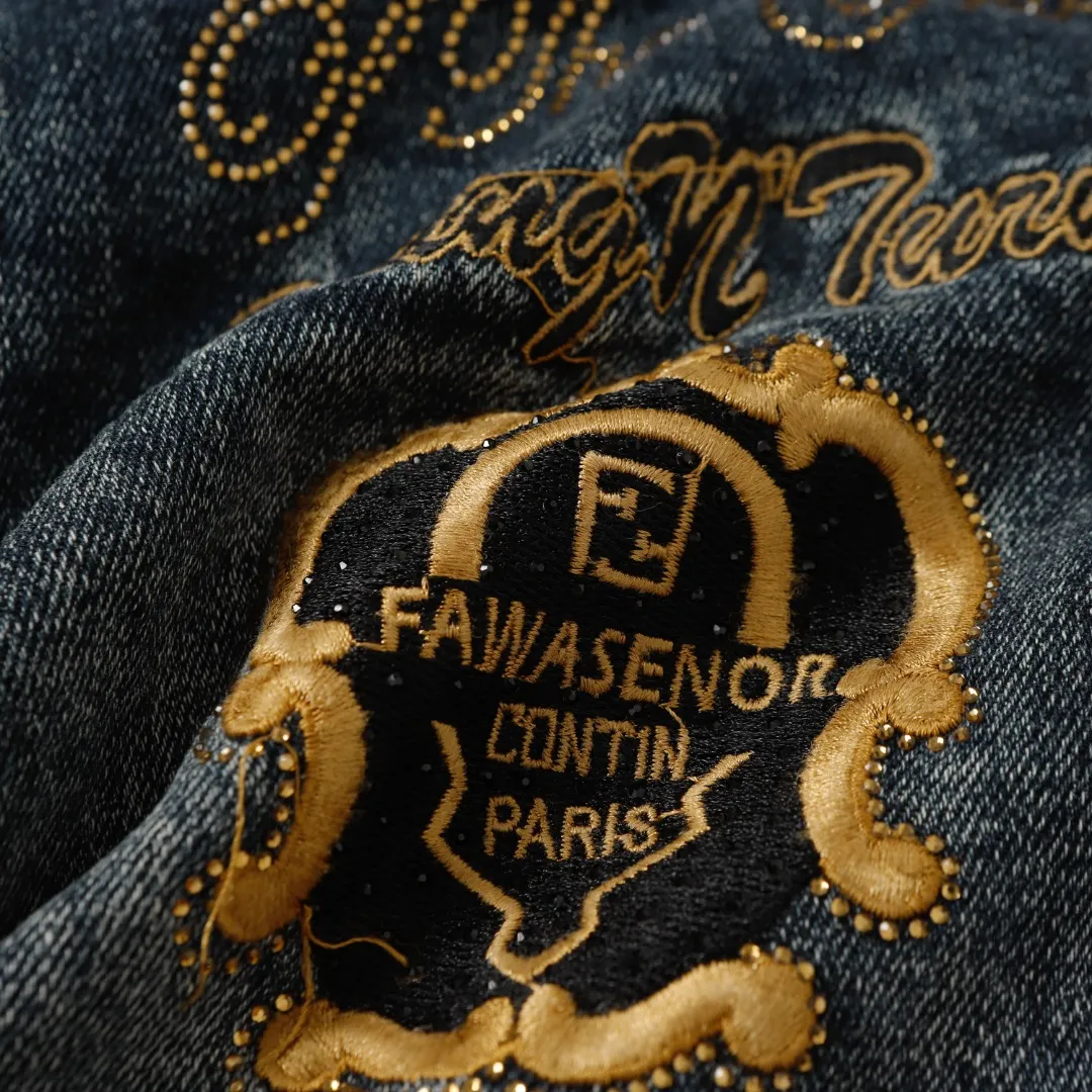 【FENDI 公式旗艦店】フェンディ  ジーパン  ご好評に付き再入荷！ 241220