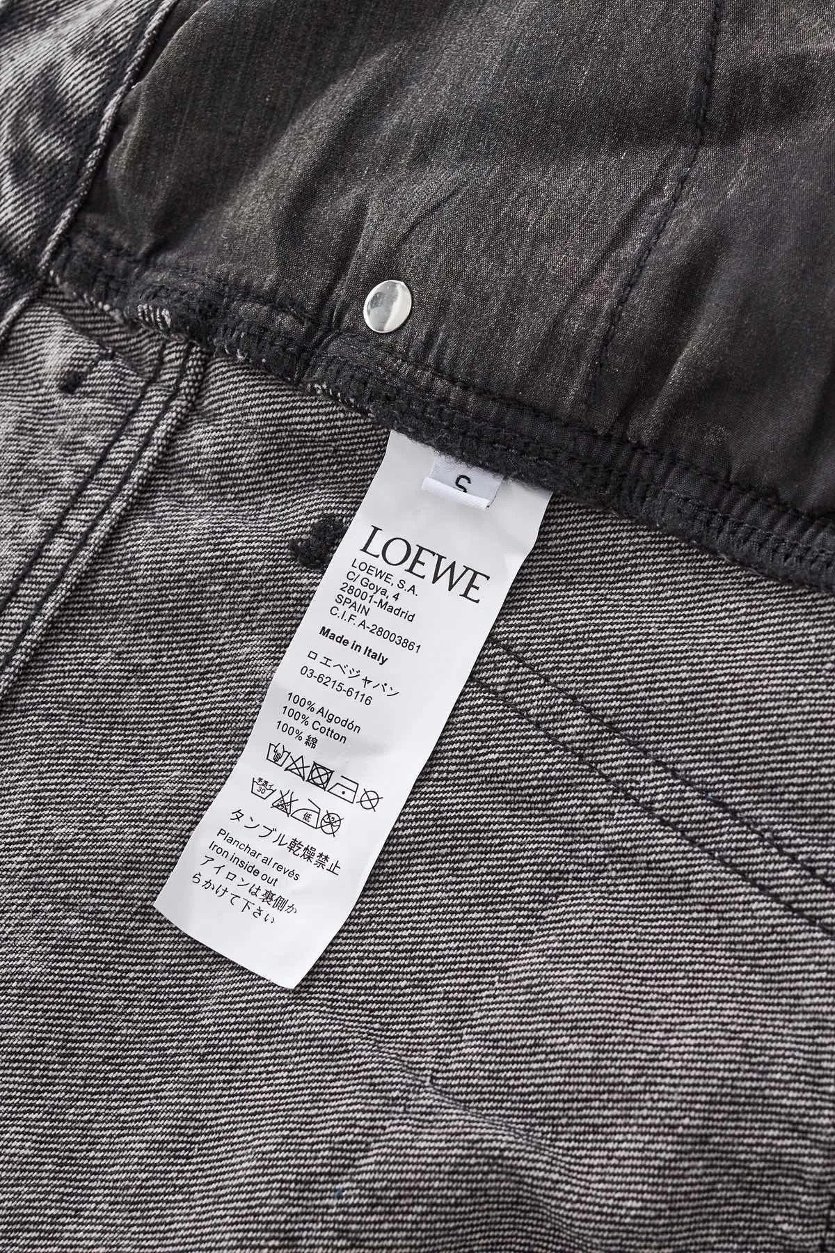 【LOEWE  公式旗艦店】 ロエベ  ジーパン  ご好評に付き再入荷！ 241219
