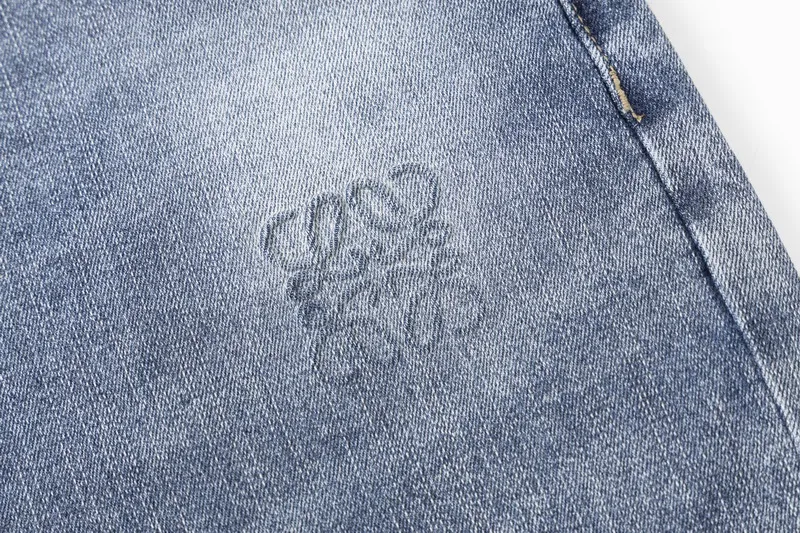 【2026】【LOEWE  公式旗艦店】 ロエベ   ジーパン  ご好評に付き再入荷！