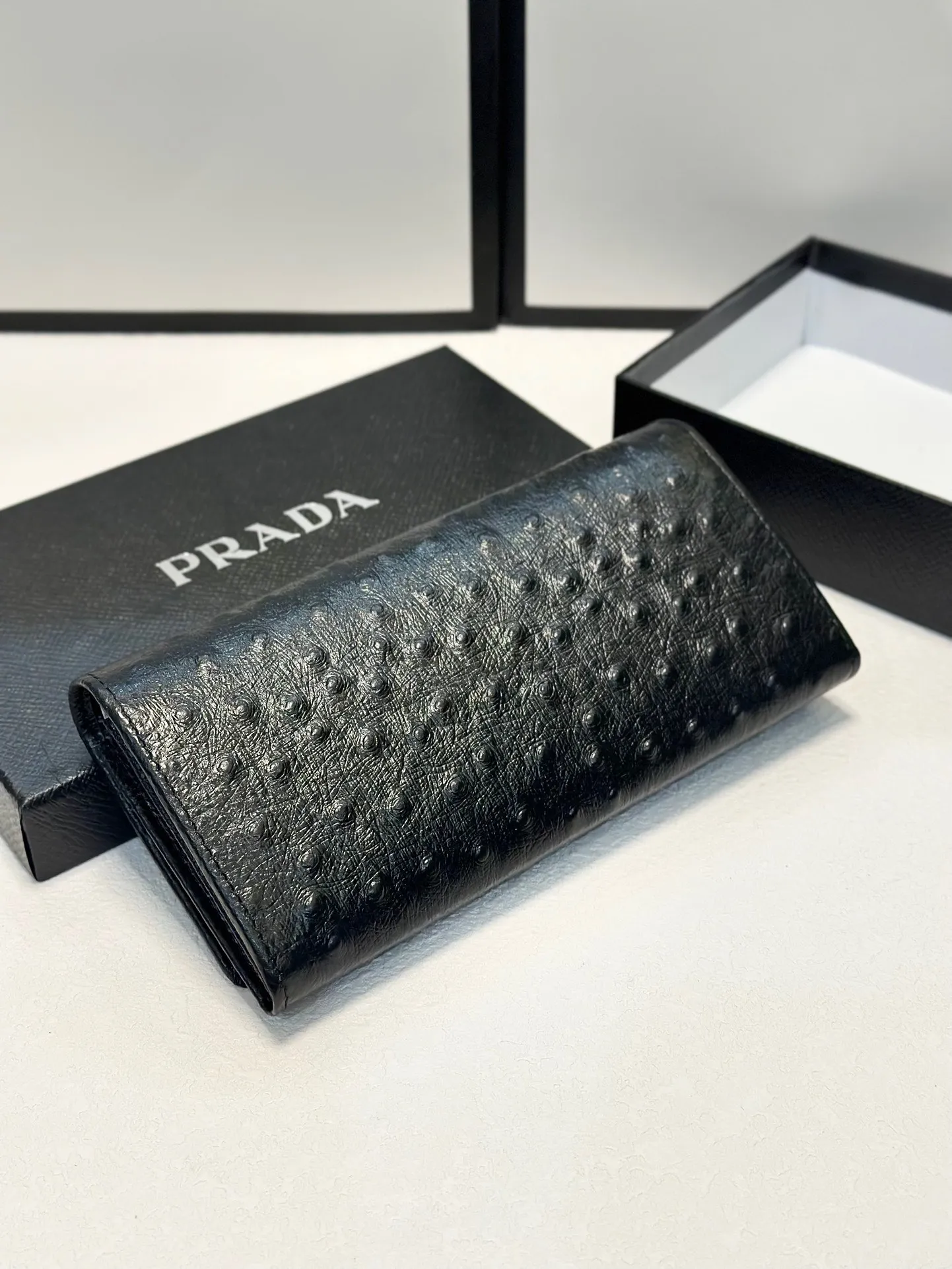 【PRADA 公式旗艦店】プラダ  財布 当日出荷 好評に付き再入荷！19*10CM