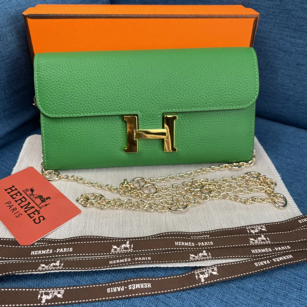 HERMÈS ショルダー & 長財布 11カラー 22X11CM