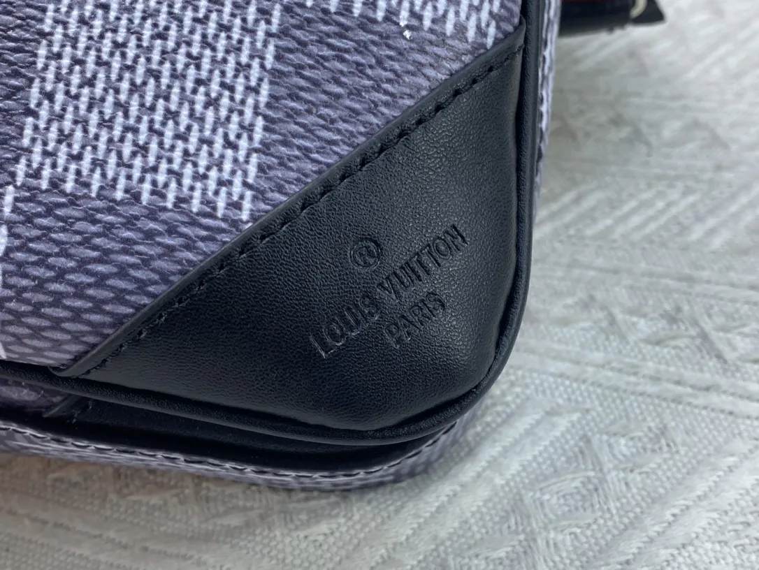 【LOUIS VUITTON 公式旗艦店】ルイヴィトン  斜めがけバッグ当日出荷 好評に付き再入荷！25*18.5*7CM