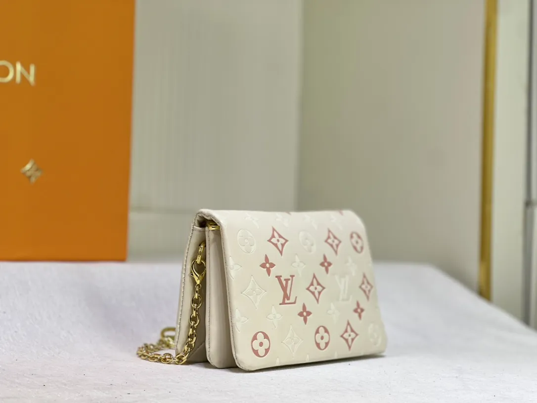 【LOUIS VUITTON 公式旗艦店】ルイヴィトン   ショルダーバッグ 当日出荷 好評に付き再入荷！20*14*8CM