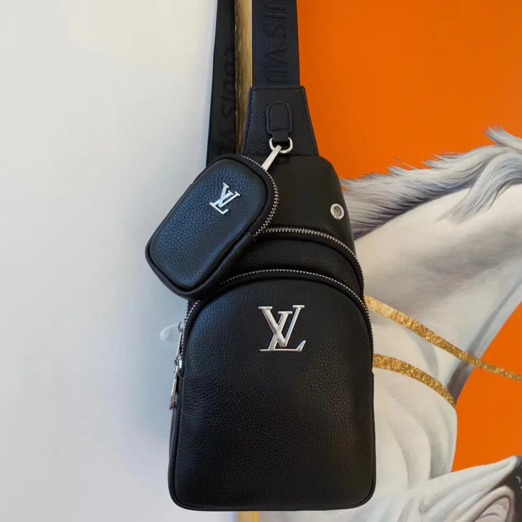 【LOUIS VUITTON  公式 旗艦店】ルイヴィトン  胸ポケット  当日出荷 好評に付き再入荷！28*17*5CM