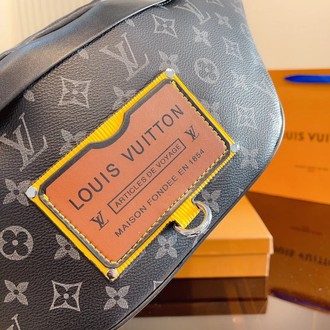 【 LOUIS VUITTON公式 旗艦店】ルイヴィトン   ウエストポーチ   当日出荷 好評に付き再入荷！35*10*16CM
