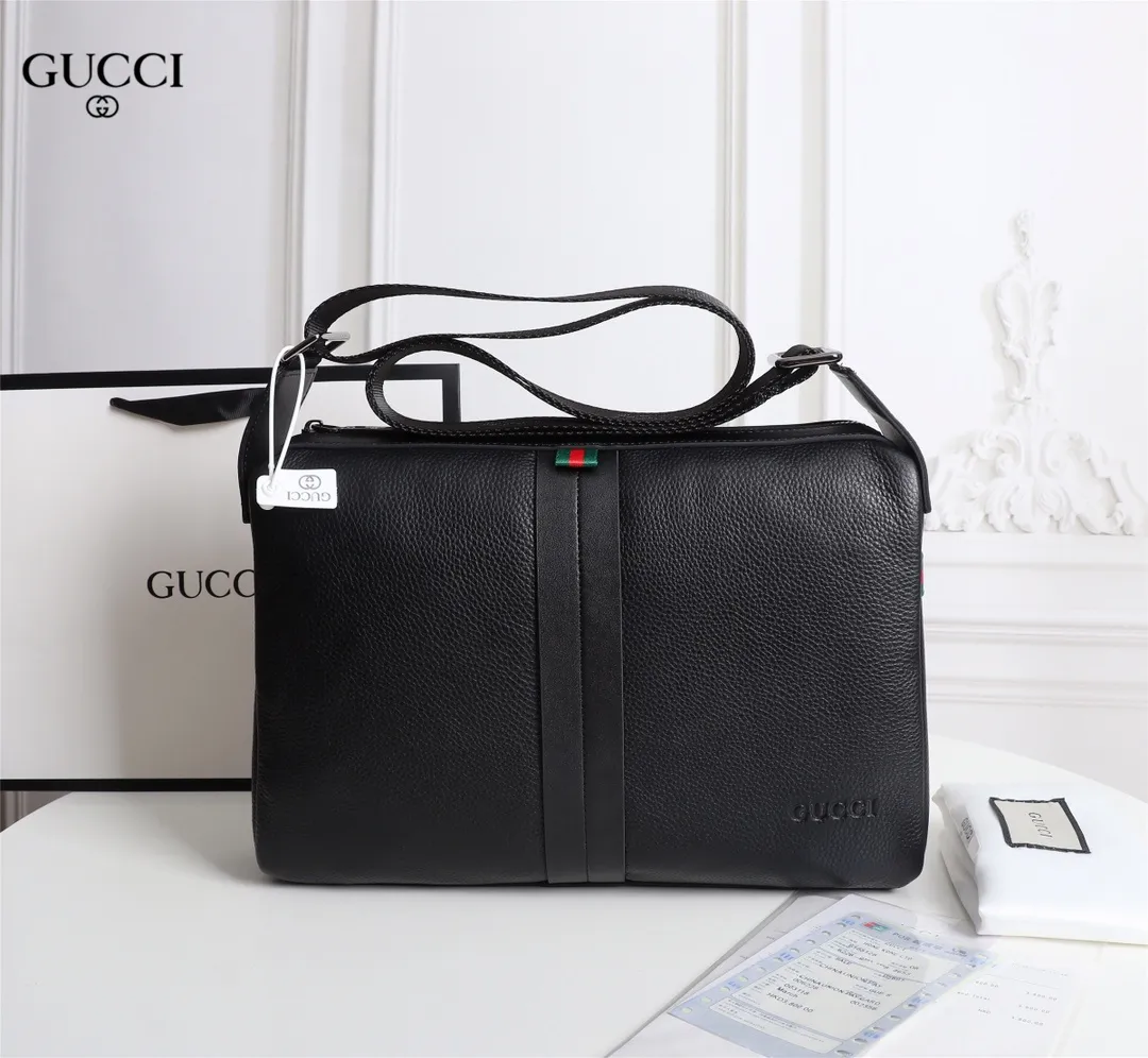 【GUCCI 公式 旗艦店】クッチ  ショルダーバッグ 当日出荷 好評に付き再入荷！33*24*8CM