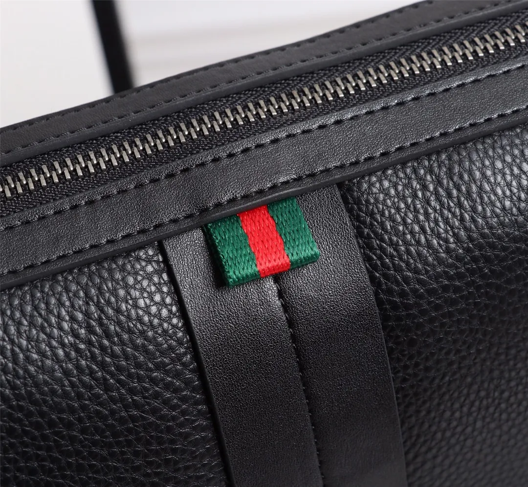 【GUCCI 公式 旗艦店】クッチ  ショルダーバッグ 当日出荷 好評に付き再入荷！33*24*8CM